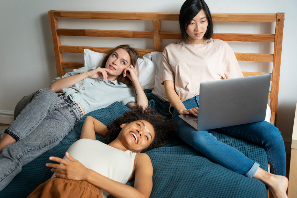 How to Live Harmoniously with Roommates